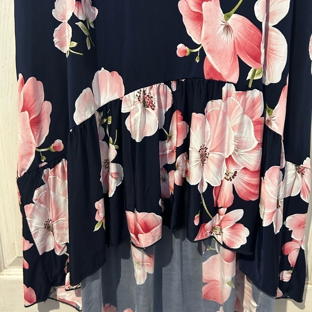NWOT “Emi & Joe” Navy Hi Lo Ruffled Hem Knit Pink Floral Design Skirt - Picture 5 of 6